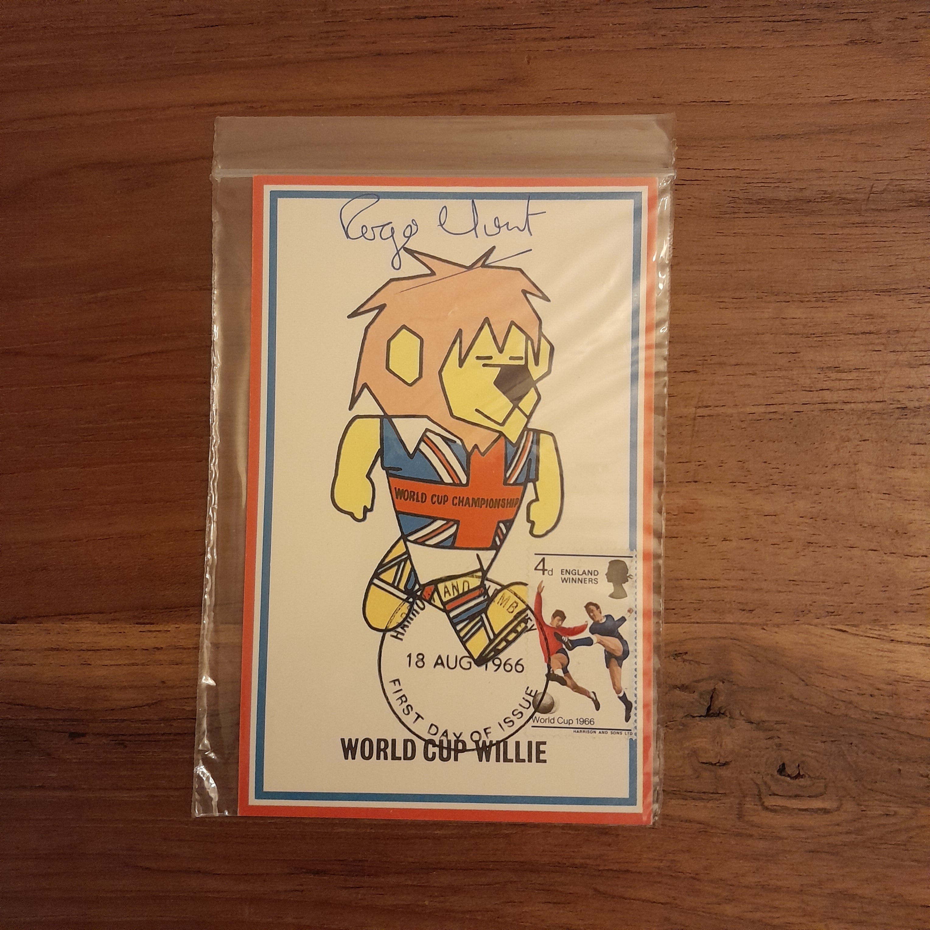 1966 World Cup Willies Card Hand Signed by Roger Hunt