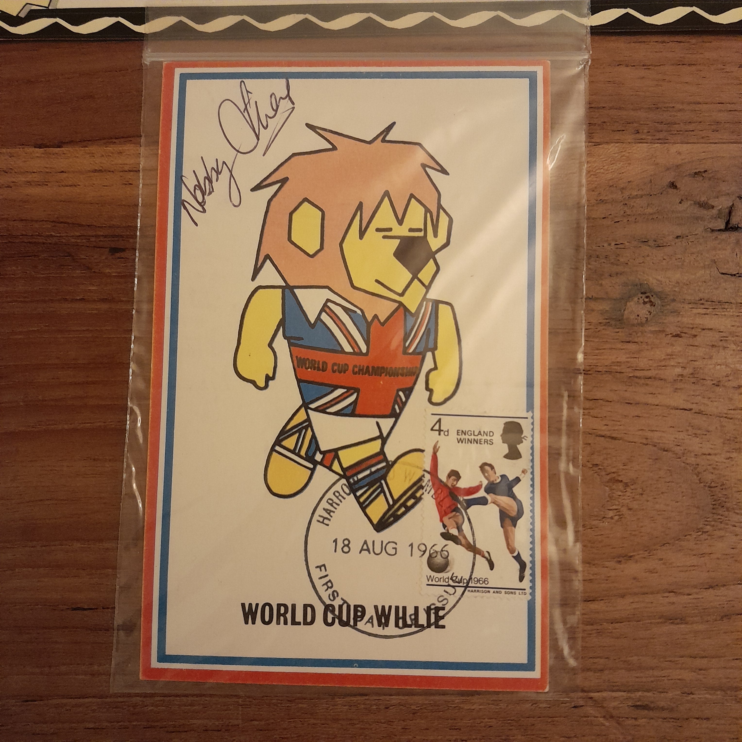 1966 World Cup Willies Card Hand Signed by Nobby Stiles - Comes with COA